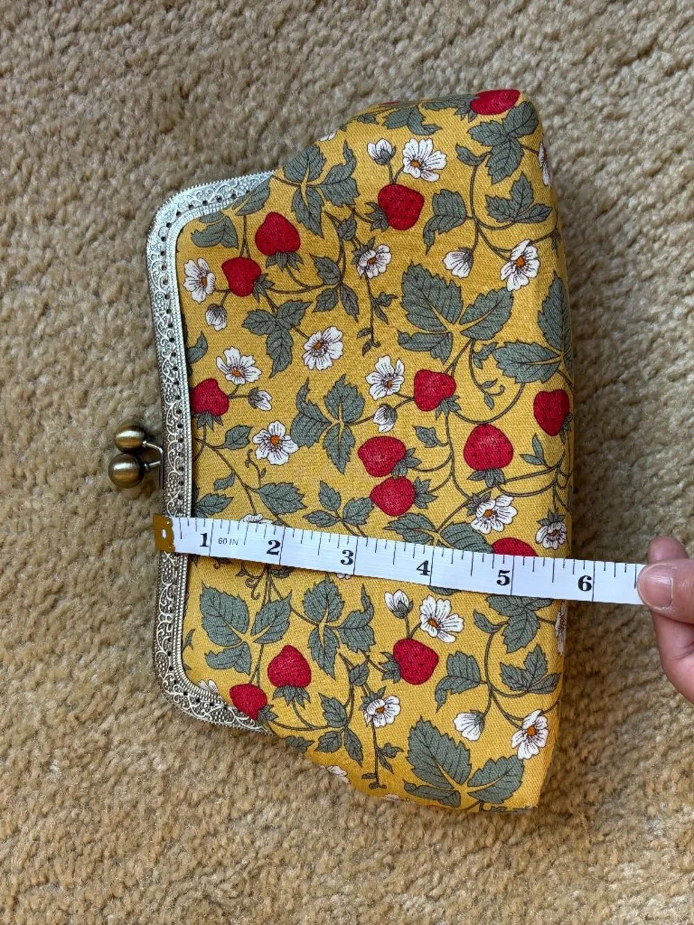 NWOT Kiss Lock Clutch - Yellow